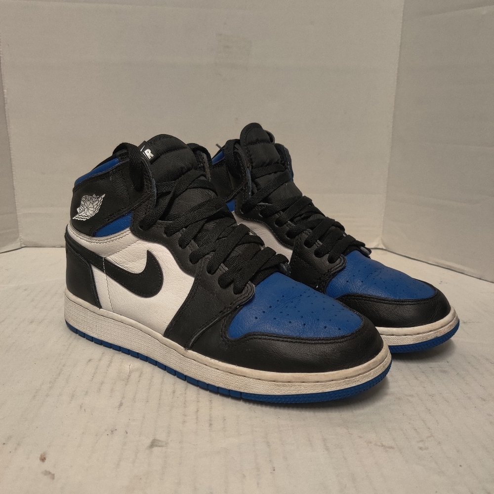 Jordan retro high top royal Thor sz 6.5y sz8 women